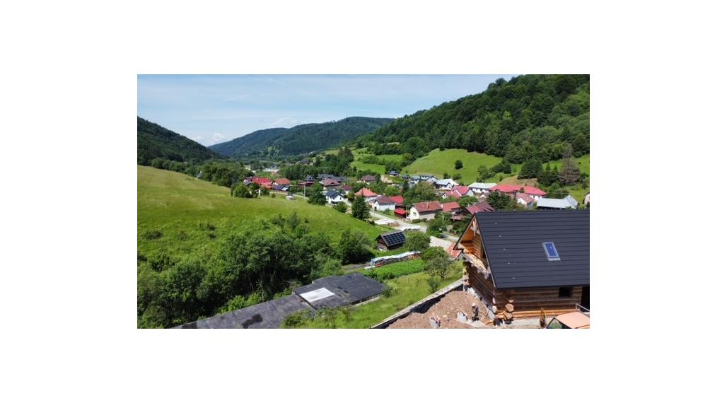 REKREAČNÉ CHATY (116M2) V ŠTANDARDE S KUCHYŇOU -  V NÁDHERNEJ LOKALITE LYŽIARSKEHO STREDISKA MÝTO POD ĎUMBIEROM