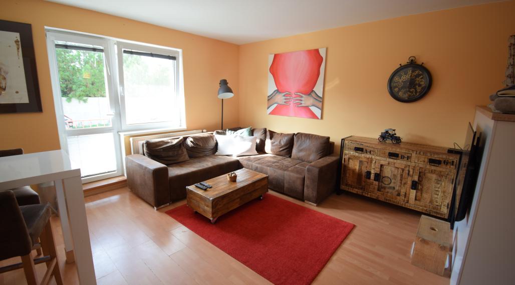 PEKNÝ, KOMPLETNE ZARIADENÝ 1-IZBOVÝ BYT 45M2 S PARKOVACÍM MIESTOM