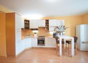 ACCENT REAL / PEKNÝ, KOMPLETNE ZARIADENÝ 1-IZBOVÝ BYT 45M2 S PARKOVACÍM MIESTOM - fotografia 6