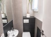 4-IZBOVÝ STAROMESTSKÝ BYT (105M2) V STAROM MESTE S VYSOKÝMI STROPMI A S  ÚCHVATNÝM VÝHĽADOM - fotografia 11