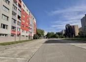 PRIESTRANNÝ 3-IZBOVÝ BYT S LOGGIOU(75M2) -  FURDEKOVA UL., PETRŽALKA - fotografia 10