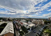 KOMFORTNÝ, KVALITNE ZREKONŠTRUOVANÝ 3-IZBOVÝ BYT S BALKÓNOM (74M2) V CENTRE SENCA - fotografia 7