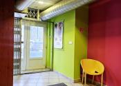 MULTIFUNKČNÉ NEBYTOVÉ PRIESTORY S VÝKLADMI (154m2) NA FREKVENTOVANOM MIESTE - HANY MELIČKOVEJ - fotografia 5