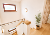 ACCENT REAL /  MODERNÁ NOVOSTAVBA 4 IZBOVÉHO RODINNÉHO DOMU S GARÁŽOU A ZÁHRADOU V OBLÚBENEJ LOKALITE BRATISLAVA – TRNÁVKA - fotografia 12