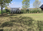 PEKNÝ OPLOTENÝ SLNEČNÝ POZEMOK (500M2) V ČUNOVE - fotografia 6