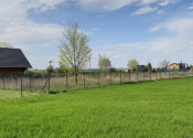 PEKNÝ OPLOTENÝ SLNEČNÝ POZEMOK (500M2) V ČUNOVE - fotografia 10