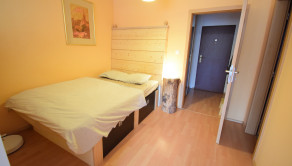 ACCENT REAL / PEKNÝ, KOMPLETNE ZARIADENÝ 1-IZBOVÝ BYT 45M2 S PARKOVACÍM MIESTOM - fotografia 9