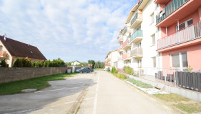 ACCENT REAL / PEKNÝ, KOMPLETNE ZARIADENÝ 1-IZBOVÝ BYT 45M2 S PARKOVACÍM MIESTOM - fotografia 16