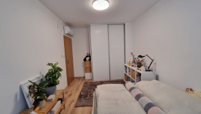 ACCENT REAL /PRENÁJOM 3 IZBOVÉHO BYTU V RODINNOM DOME SO ZÁHRADOU A DVOMA PARKOVACÍMI MIESTAMI - fotografia 8