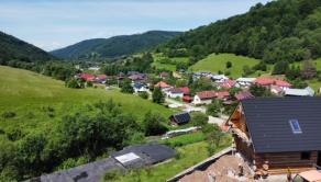 REKREAČNÉ CHATY (116M2) V ŠTANDARDE S KUCHYŇOU -  V NÁDHERNEJ LOKALITE LYŽIARSKEHO STREDISKA MÝTO POD ĎUMBIEROM - fotografia 1