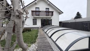 4-IZBOVÝ RODINNÝ DOM S BAZÉNOM A ALTÁNKOM V TICHEJ ČASTI BERNOLÁKOVA - fotografia 1