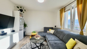 KOMFORTNÝ, KVALITNE ZREKONŠTRUOVANÝ 3-IZBOVÝ BYT S BALKÓNOM (74M2) V CENTRE SENCA - fotografia 4