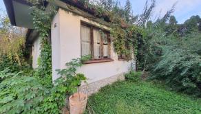 STAVEBNÝ POZEMOK 768 m2 V CENTRE OBCE S VEĽKÝM POTENCIÁLOM - fotografia 4