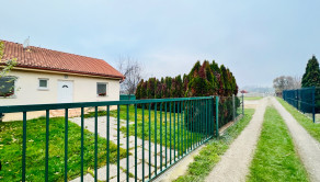 PEKNÝ REKREAČNÝ POZEMOK (ZÁHRADA, 818M2) V ČUNOVE - fotografia 7