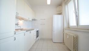 PRIESTRANNÝ 1-IZBOVÝ BYT SO SAMOSTATNOU KUCHYŇOU (37M2) V PRÉMIOVEJ LOKALITE PRI HORSKOM PARKU - STARÉ MESTO - fotografia 6