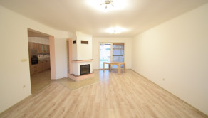 ZNÍŽENÁ CENA- PRIESTRANNÝ 4-IZBOVÝ BUNGALOV (188M2) S GARÁŽOU A S PEKNÝM POZEMKOM (550M2) LEN 4KM OD SENCA - HRUBÝ ŠÚR - fotografia 18