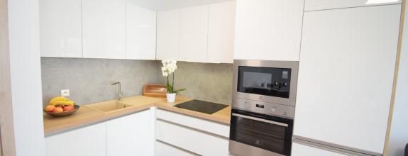 PRENÁJOM  KRÁSNEJ 2 - IZBOVEJ NOVOSTAVBY S BALKÓNOM A  PARKOVACÍM MIESTOM