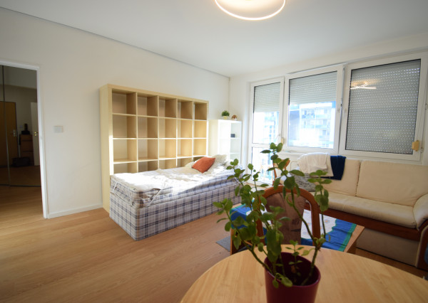 PRIESTRANNÝ 2-IZBOVÝ BYT S BALKÓNOM A PIVNICOU(57M2) - DVOJKRÍŽNA ULICA