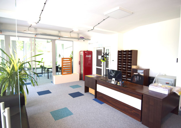 OBCHODNÉ PRIESTORY, KANCELÁRIE NA RAČIANSKEJ ULICI S PARKOVACÍMI MIESTAMI ZA VÝBORNÚ CENU