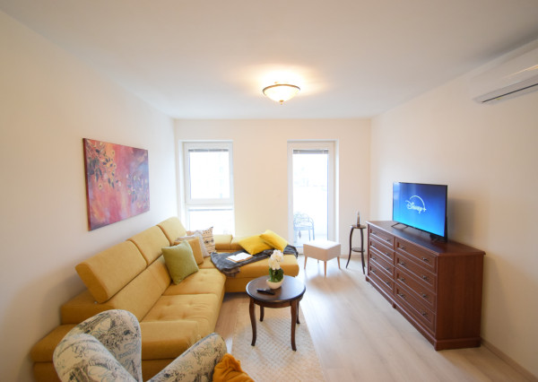 PRENÁJOM  KRÁSNEJ 2 - IZBOVEJ NOVOSTAVBY S BALKÓNOM A  PARKOVACÍM MIESTOM