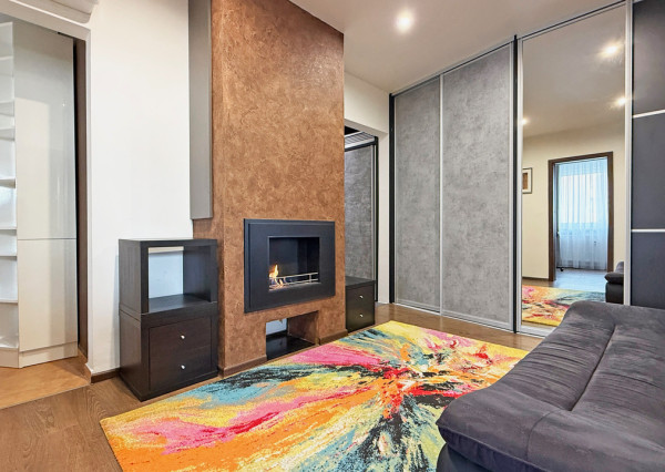 VEĽMI PEKNÝ, KVALITNE ZREKONŠTRUOVANÝ 3,5 - IZBOVÝ BYT V PETRŽALKE VO VÝBORNEJ LOKALITE PLNEJ ZELENE