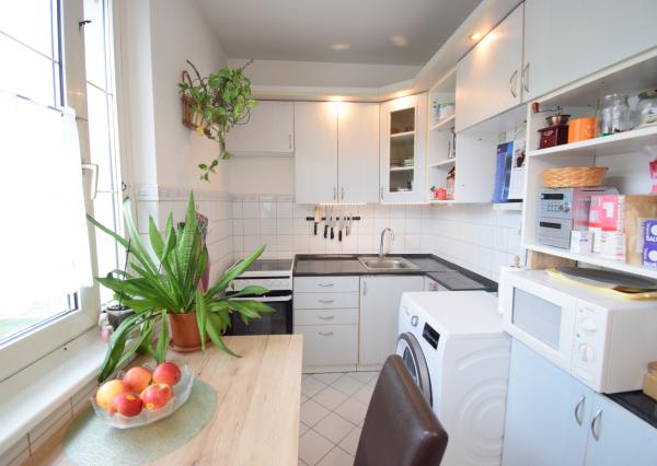 PREDAJ 3 IZBOVÉHO BYTU S BALKÓNOM  - V CENTRE MOSONMAGYARÓVÁR