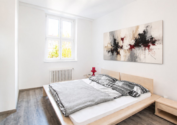CHARIZMATICKÝ 4-IZBOVÝ STAROMESTSKÝ BYT (105M2) S VYSOKÝMI STROPMI A S KRÁSNYM VÝHĽADOM