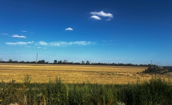 ACCENT REAL  PONÚKA NA PREDAJ ROHOVÝ STAVEBNÝ POZEMOK (612M2),  SKVELÁ POLOHA -  MOST PRI BRATISLAVE - fotografia 6