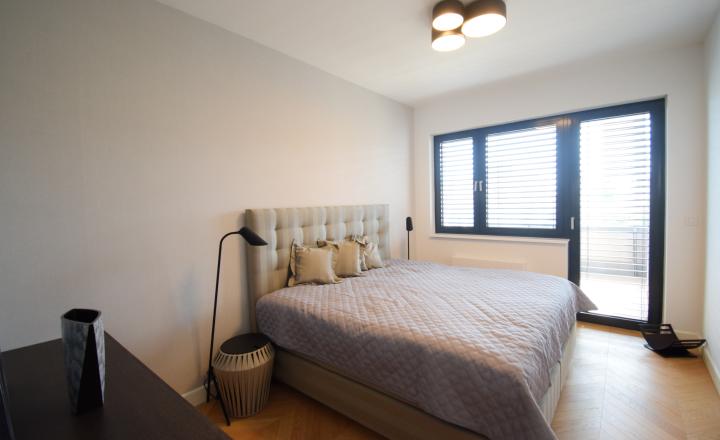 ACCENT REAL - LUKRATÍVNY 4-IZBOVÝ BYT S TERASOU, STROPNÝM CHLADENÍM  A S GARÁŽOU V STAROM MESTE - REZIDENCIA BLUMENTÁL - fotografia 8