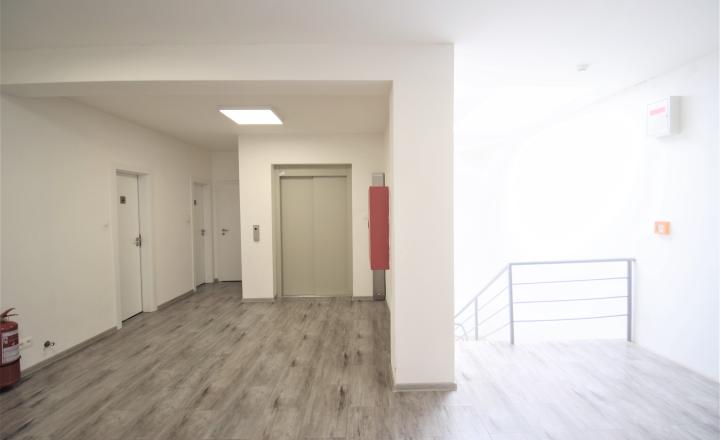 NA PRENÁJOM PRIESTOR - KANCELÁRIA/SKLAD 2 miestnosti (58m2) - fotografia 5