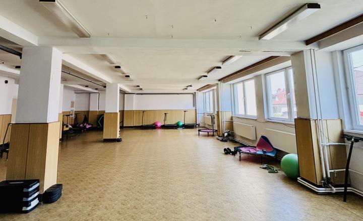 NA PRENÁJOM MULTIFUNKČNÝ PRIESTOR  195 m². - fotografia 4