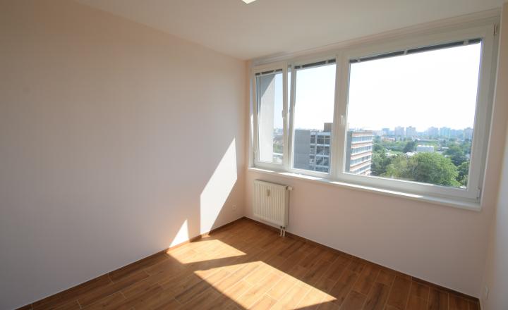 ACCENT REAL / PREDAJ 2 IZBOVÉHO BYTU PO KOMPLETNEJ REKONŠTRUKCIÍ S PARKOVACÍM MIESTOM - fotografia 11