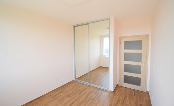 ACCENT REAL / PREDAJ 2 IZBOVÉHO BYTU PO KOMPLETNEJ REKONŠTRUKCIÍ S PARKOVACÍM MIESTOM - fotografia 9