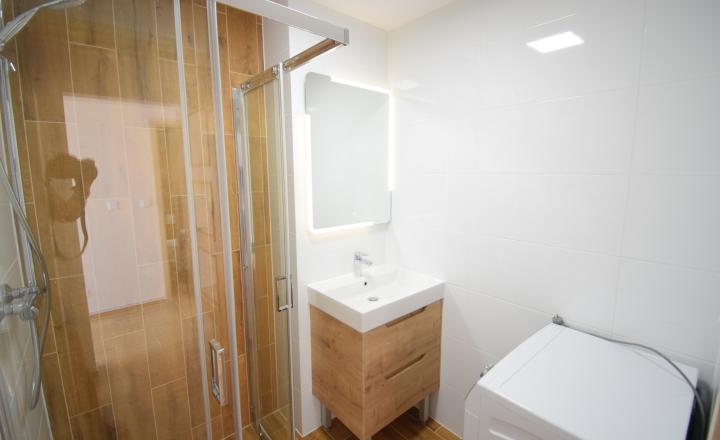 ACCENT REAL / PREDAJ 2 IZBOVÉHO BYTU PO KOMPLETNEJ REKONŠTRUKCIÍ S PARKOVACÍM MIESTOM - fotografia 15