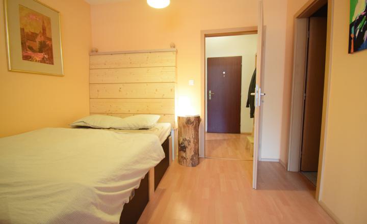 ACCENT REAL / PEKNÝ, KOMPLETNE ZARIADENÝ 1-IZBOVÝ BYT 45M2 S PARKOVACÍM MIESTOM - fotografia 7