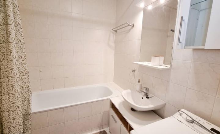 ACCENT REAL / PRENÁJOM ÚTULNÉHO 1 IZBOVÉHO BYTU S BALKÓNOM V RAČI - fotografia 12