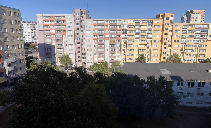 SLNEČNÝ 3-IZBOVÝ BYT (68 m²) V PÔVODNOM STAVE - DLHÉ DIELY - fotografia 11