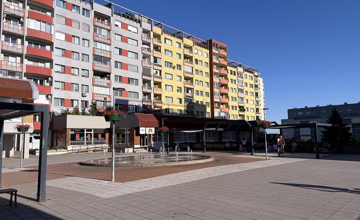 SLNEČNÝ 3-IZBOVÝ BYT (68 m²) V PÔVODNOM STAVE - DLHÉ DIELY - fotografia 16