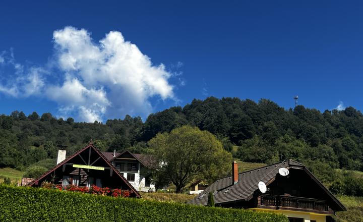 REKREAČNÉ CHATY (116M2) V ŠTANDARDE S KUCHYŇOU -  V NÁDHERNEJ LOKALITE LYŽIARSKEHO STREDISKA MÝTO POD ĎUMBIEROM - fotografia 22