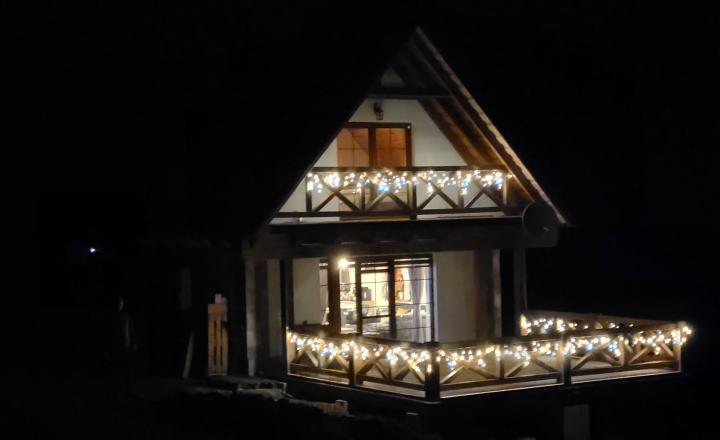 DVOJPODLAŽNÁ CHATA(108M2) V ŠTÝLOVOM ŠTANDARDE  - MALEBNÁ LOKALITA HORNÉ HÁMRE - KOSTIVRCH - fotografia 9
