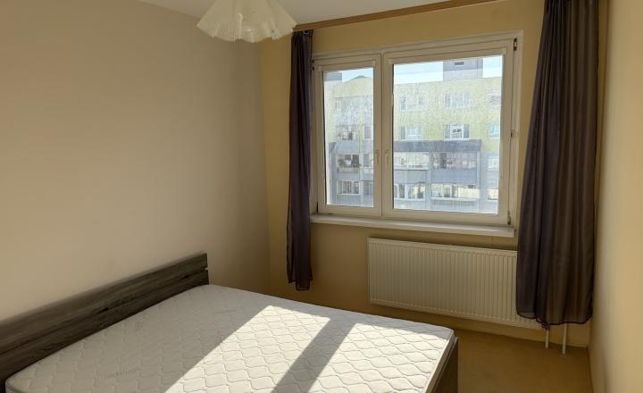 SLNEČNÝ 3-IZBOVÝ BYT S LOGGIOU (68 m²) V PEKNEJ LOKALITE - DLHÉ DIELY - fotografia 5