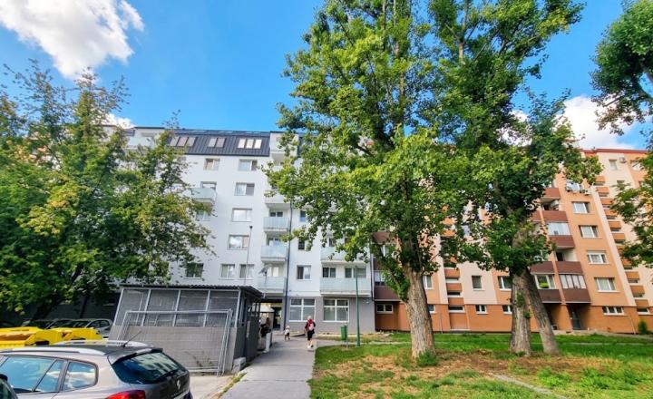 ACCENT REAL / PRENÁJOM ÚTULNÉHO 1 IZBOVÉHO BYTU S BALKÓNOM V RAČI - fotografia 15