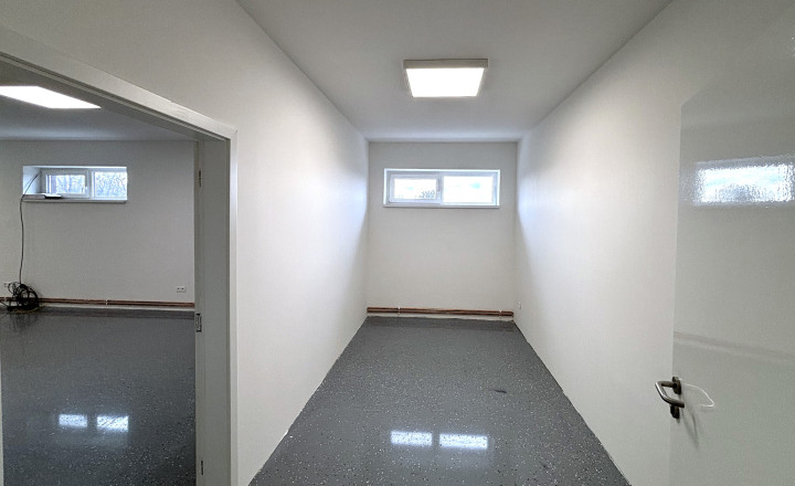 NA PRENÁJOM PRIESTOR - KANCELÁRIA/SKLAD 2 miestnosti (58m2)