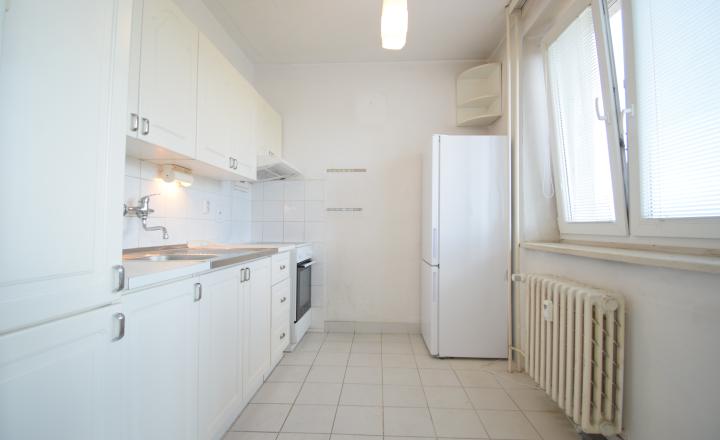 PRIESTRANNÝ 1-IZBOVÝ BYT SO SAMOSTATNOU KUCHYŇOU (37M2) V PRÉMIOVEJ LOKALITE PRI HORSKOM PARKU - STARÉ MESTO - fotografia 5