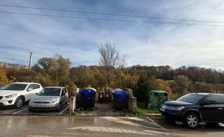 EXKLUÍVNE NA PREDAJ -  2 IZBOVÝ ZREKONŠTRUOVANÝ BYT V BLÍZKOSTI CENTRA MESTA V TRENČÍNE . - fotografia 5