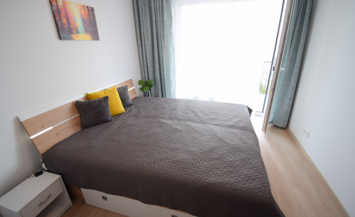 PRENÁJOM PEKNEJ 2 IZBOVEJ NOVOSTAVBY S VEĽKOU TERASOU A GARÁŽOVÝM STÁTÍM - fotografia 14