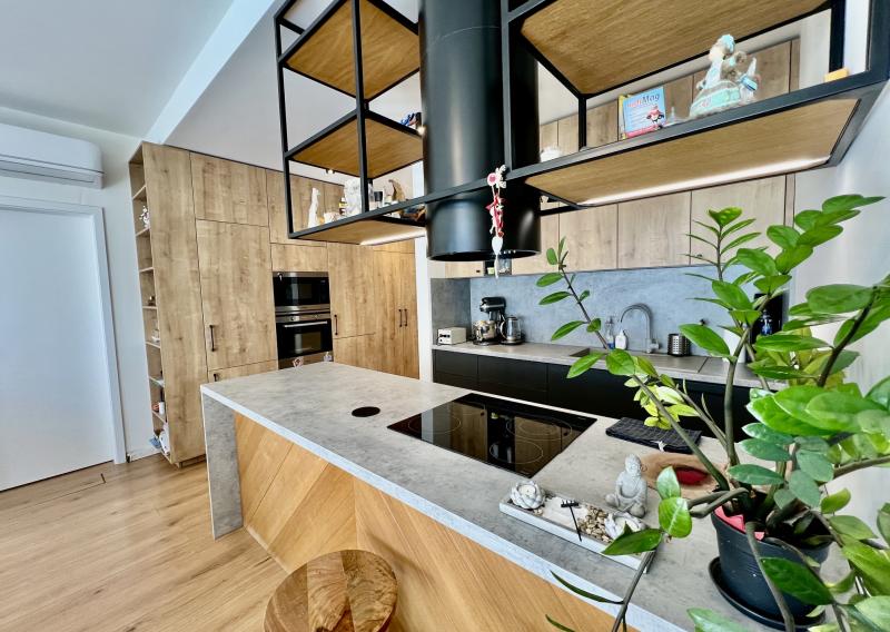ACCENT REAL - ELEGANTNÝ 3-IZBOVÝ BYT(74M2) S LOGGIOU A S GARÁŽOU